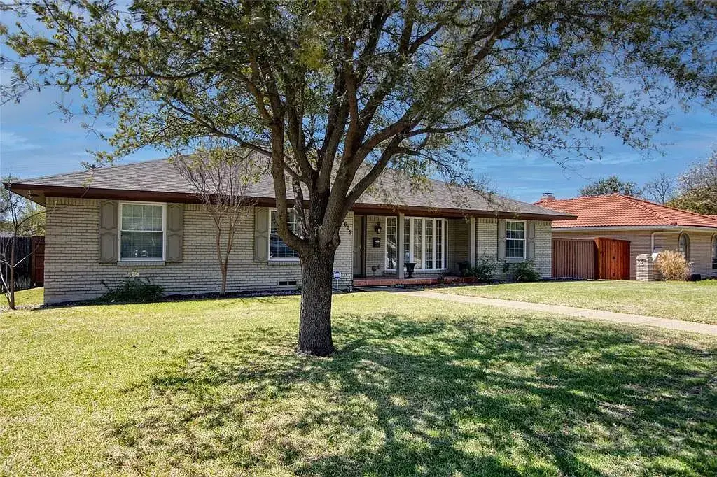 Dallas men's sober living home